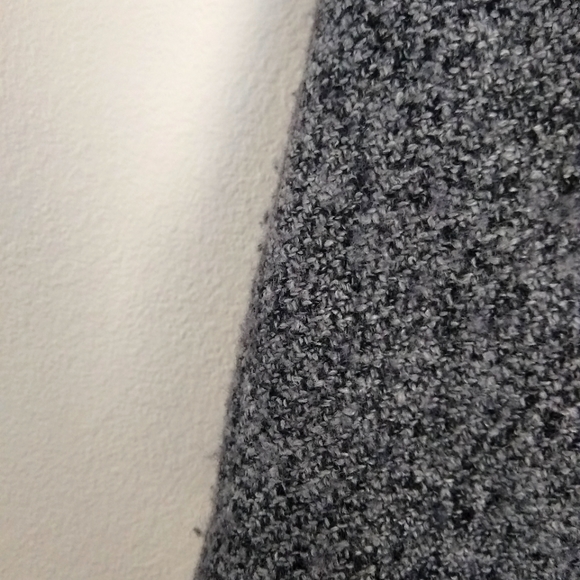 GAP black & white wool skirt - Picture 3 of 7